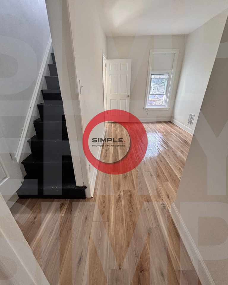 1457 Cotton St - Photo 4 of 10