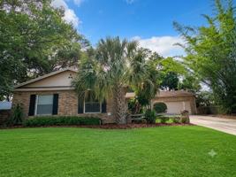 featured image of 719 Kewannee Trl