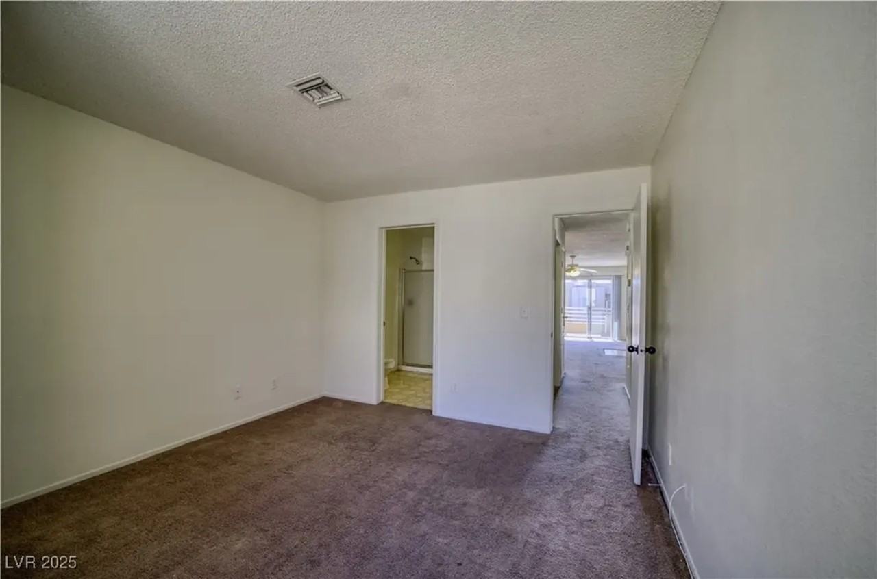 2160 Highpointe Dr #203 - Photo 3 of 4