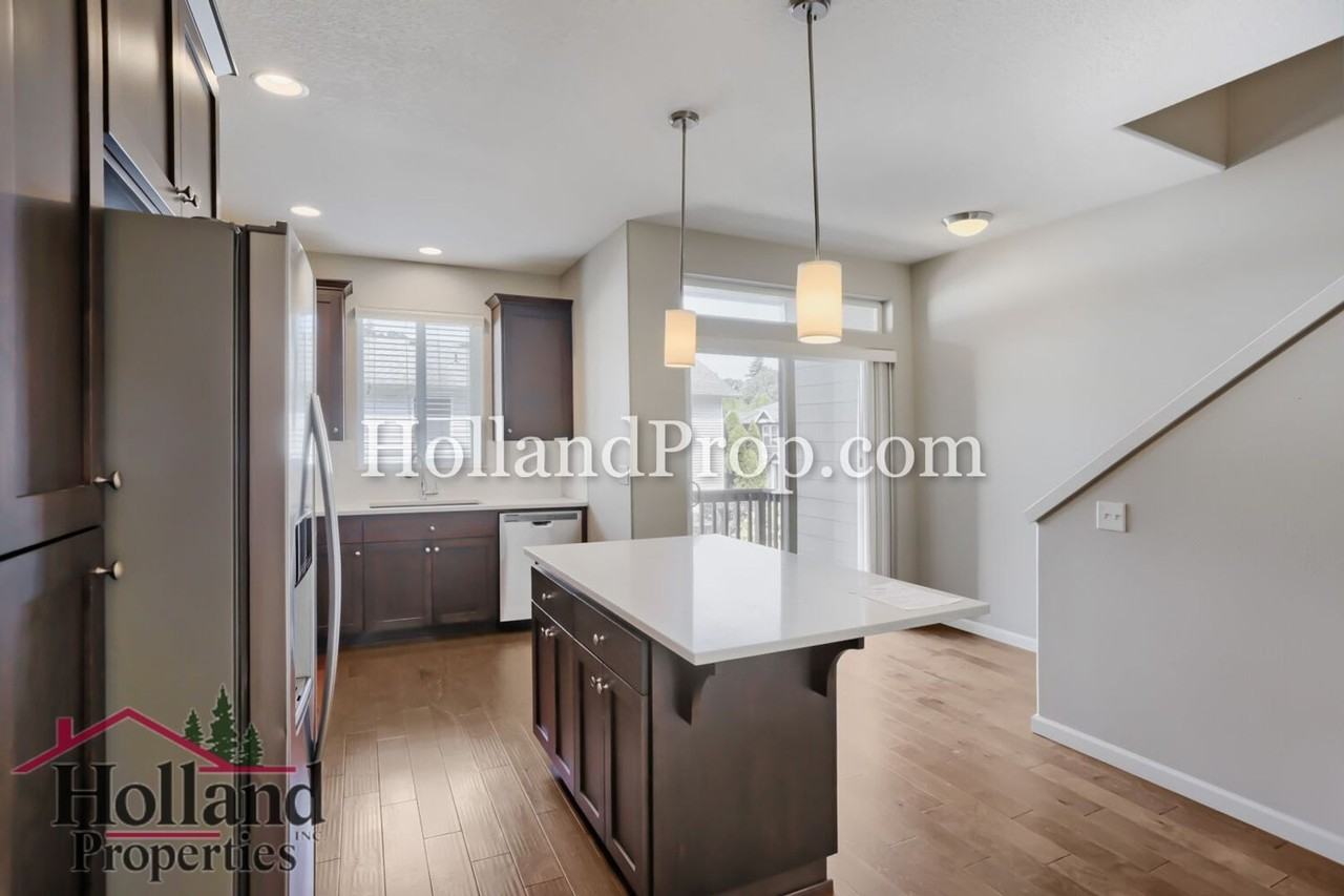 18390 Sw Annamae Ln - Photo 5 of 23