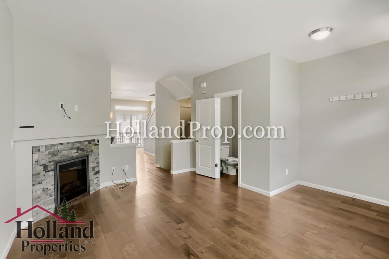18390 Sw Annamae Ln - Photo 6 of 23