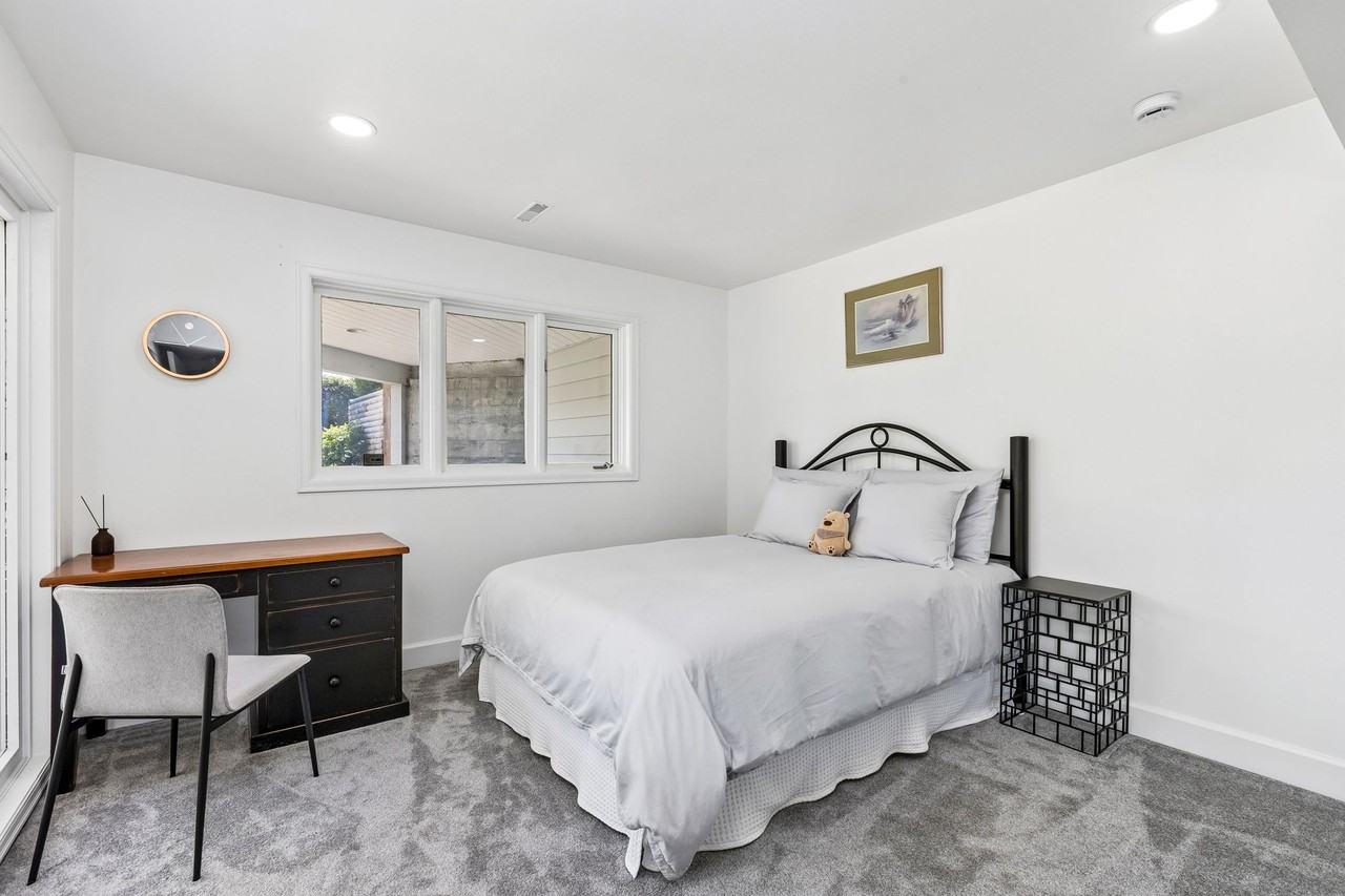 816 Anderson Crescent - Photo 28
