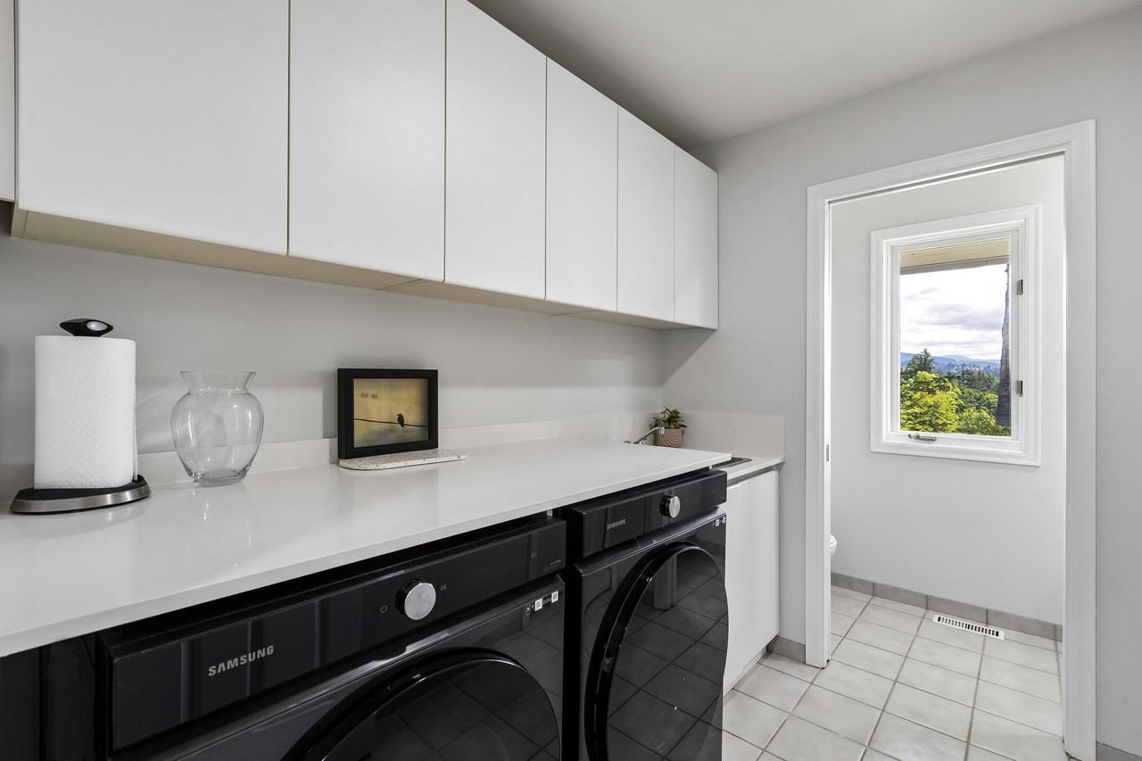 816 Anderson Crescent - Photo 36