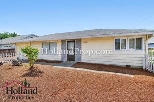 21820 Sw Johnson St - Photo 1 of 1