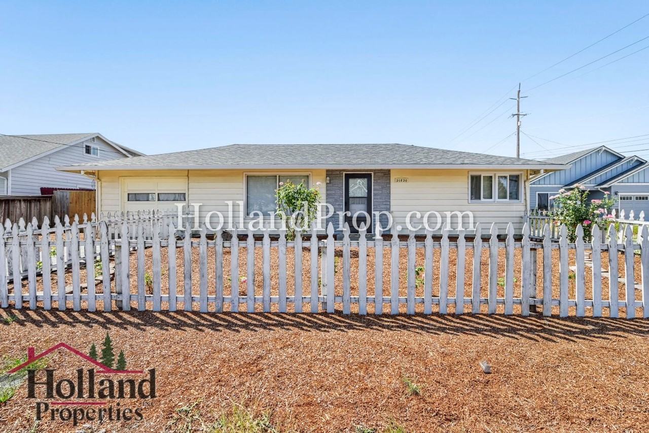 21820 Sw Johnson St - Photo 4 of 18