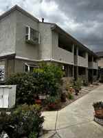 featured image of 960 E Chase Ave