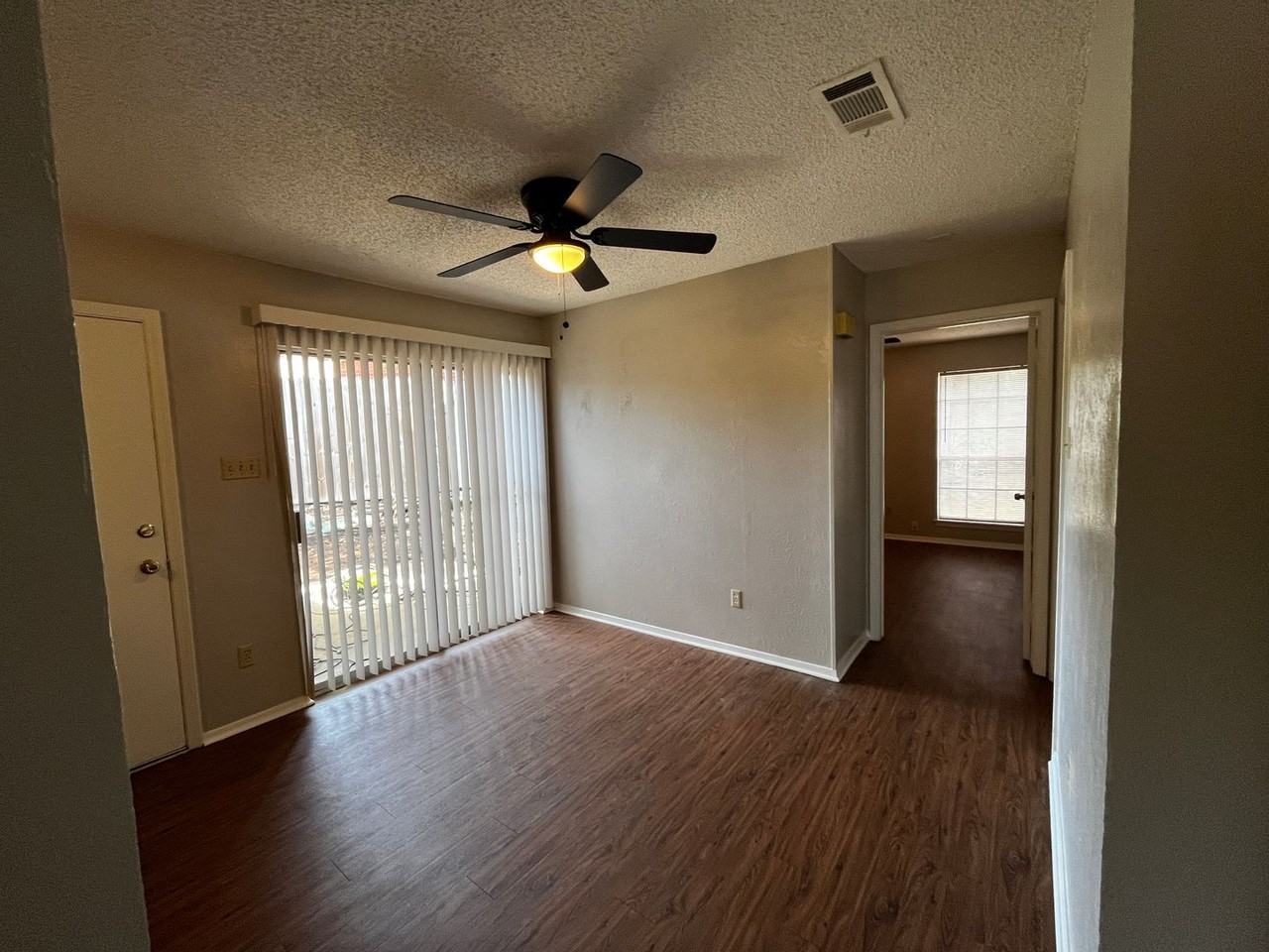623 Overlook Ct - Photo 7 of 15