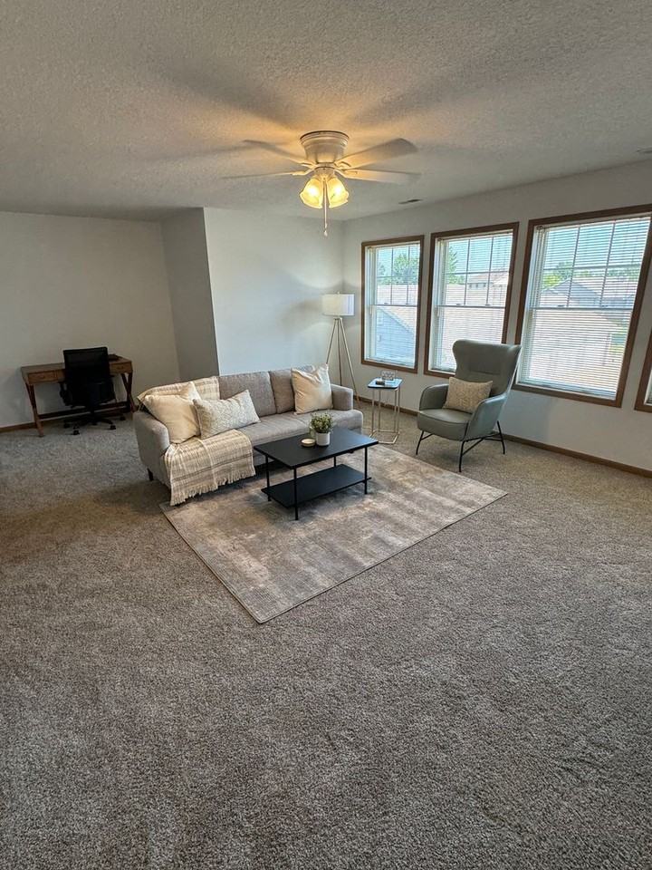2321 Aspen Rd - Photo 7 of 15