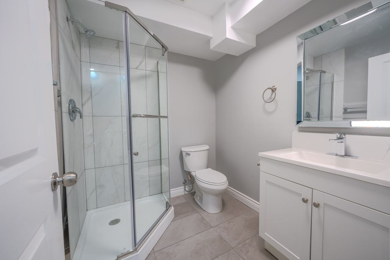 2111 Lynn Heights Drive - Photo 7 of 9