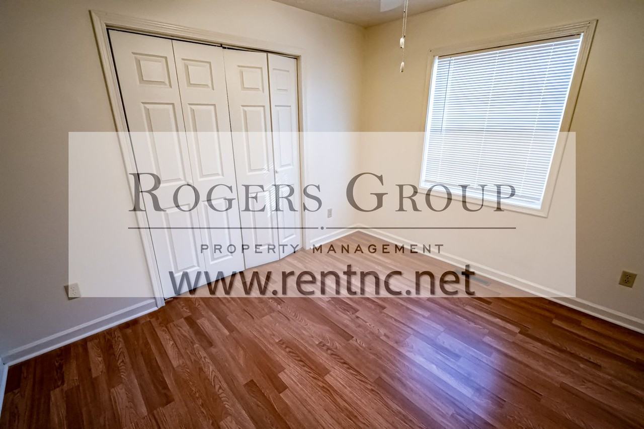 607 Parkway Dr - Photo 4 of 9