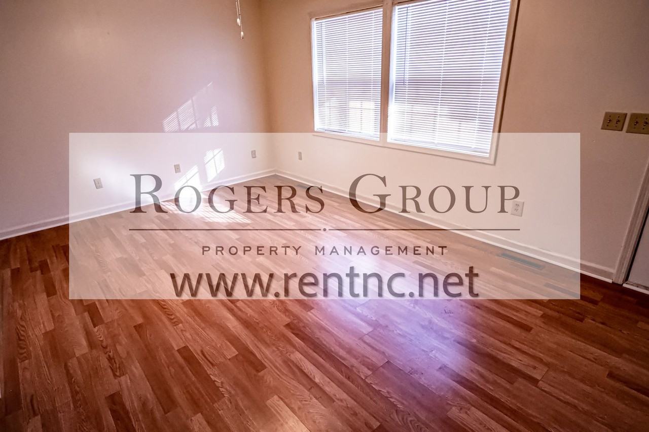 607 Parkway Dr - Photo 7 of 9