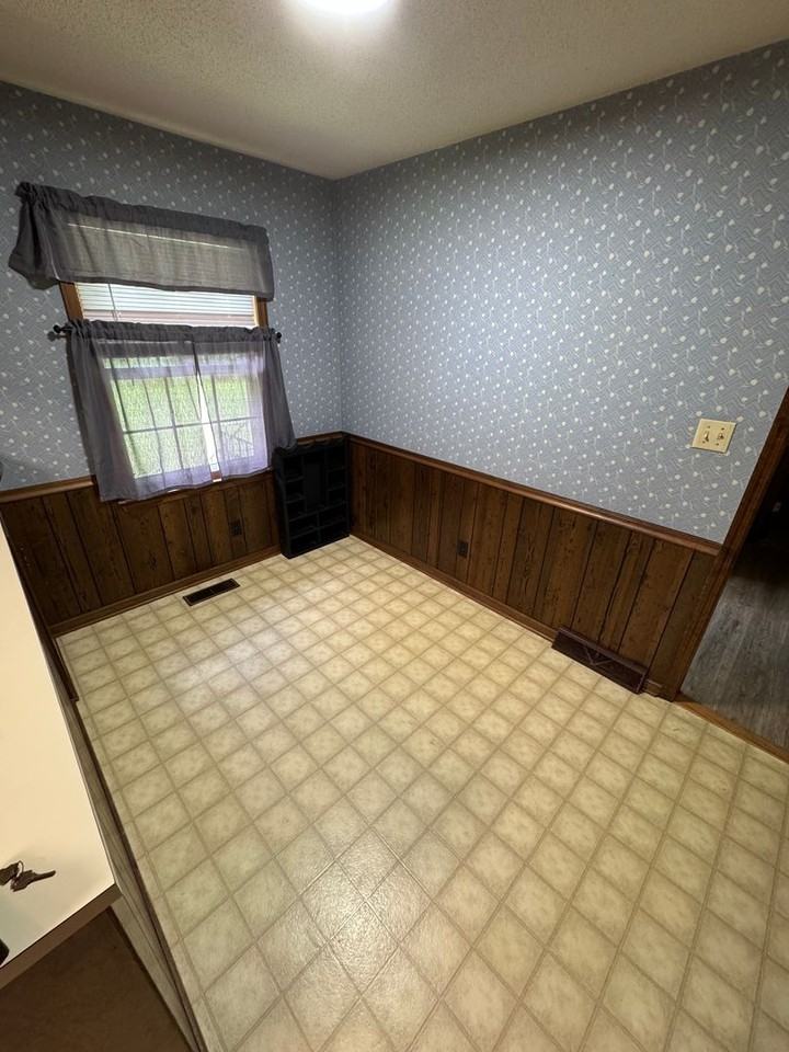 4580 Pennington Rd - Photo 5 of 20