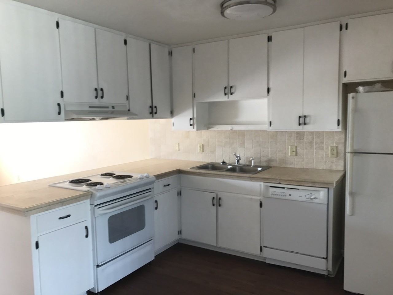 301 S Lipona Rd #23 - Photo 4 of 12
