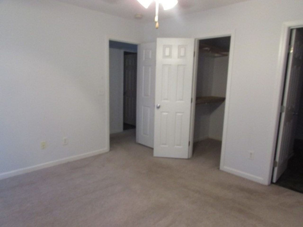 3240 Valencia Dr - Photo 7 of 8