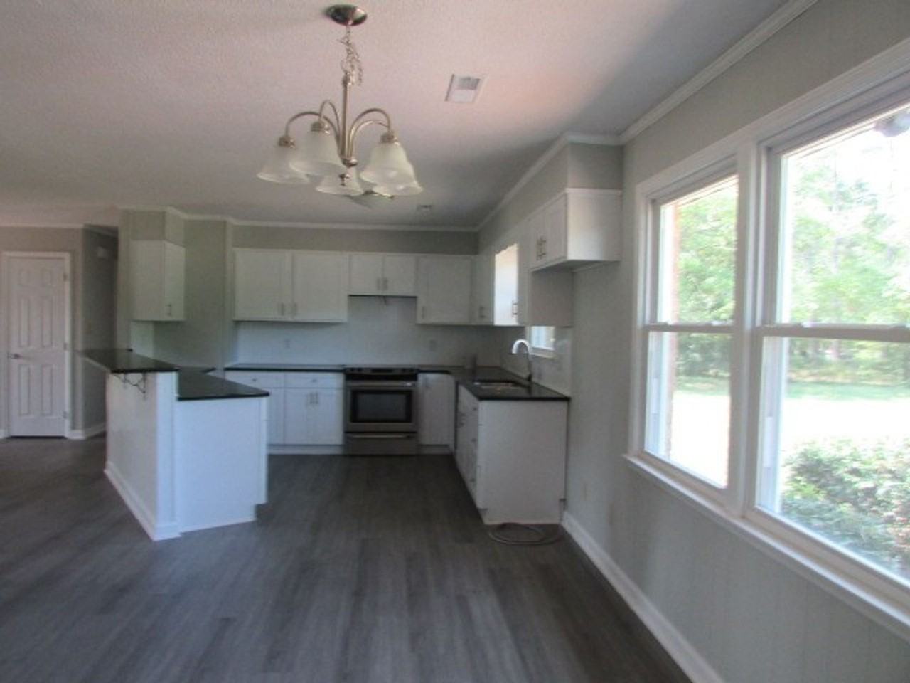 2940 Steeplechase Dr - Photo 3 of 12