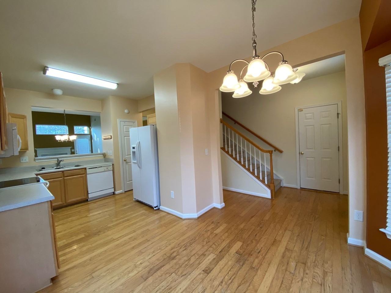232 Hadley Commons Dr - Photo 4 of 20
