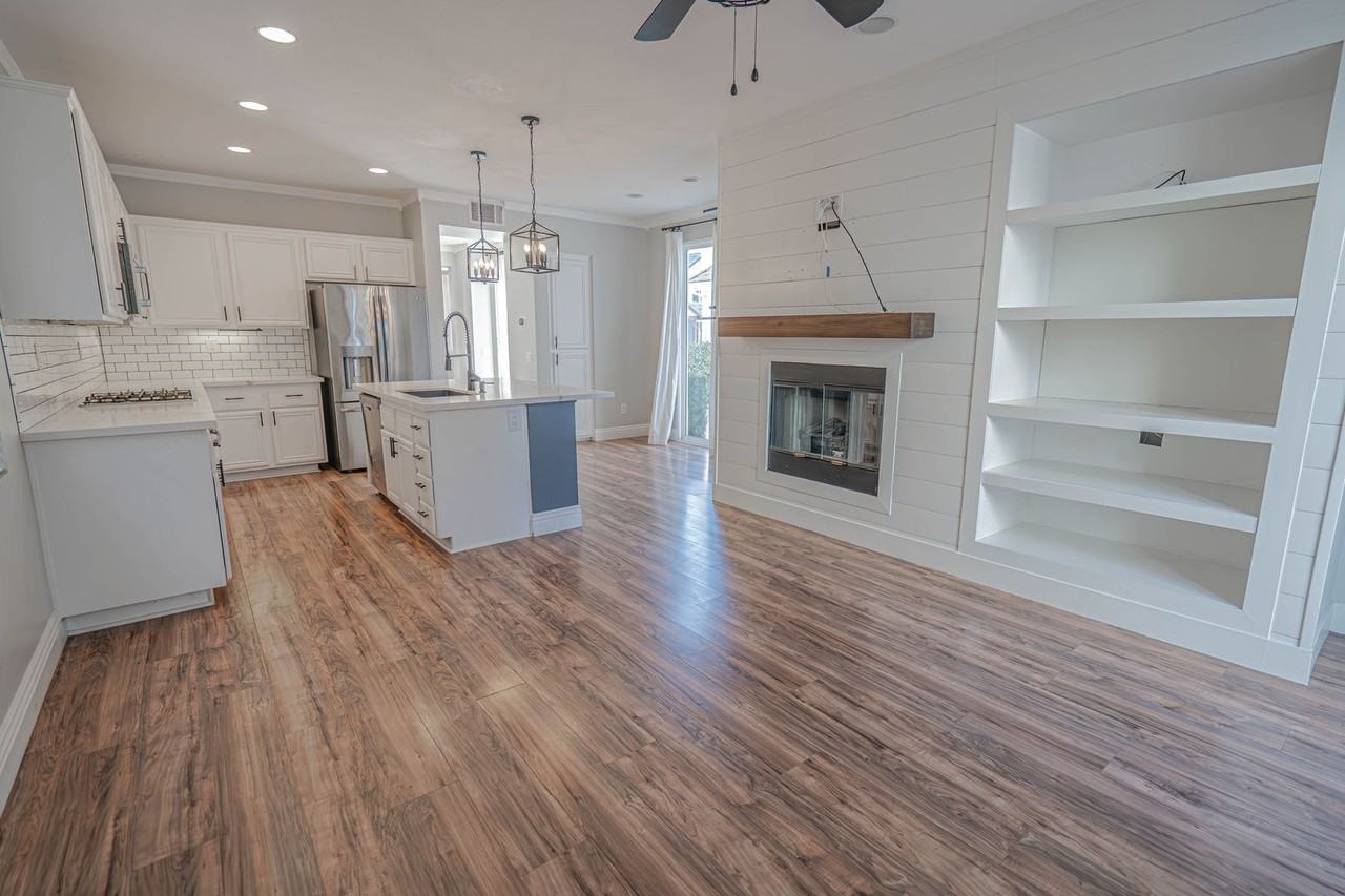 23239 Barnacle Ln - Photo 6 of 33