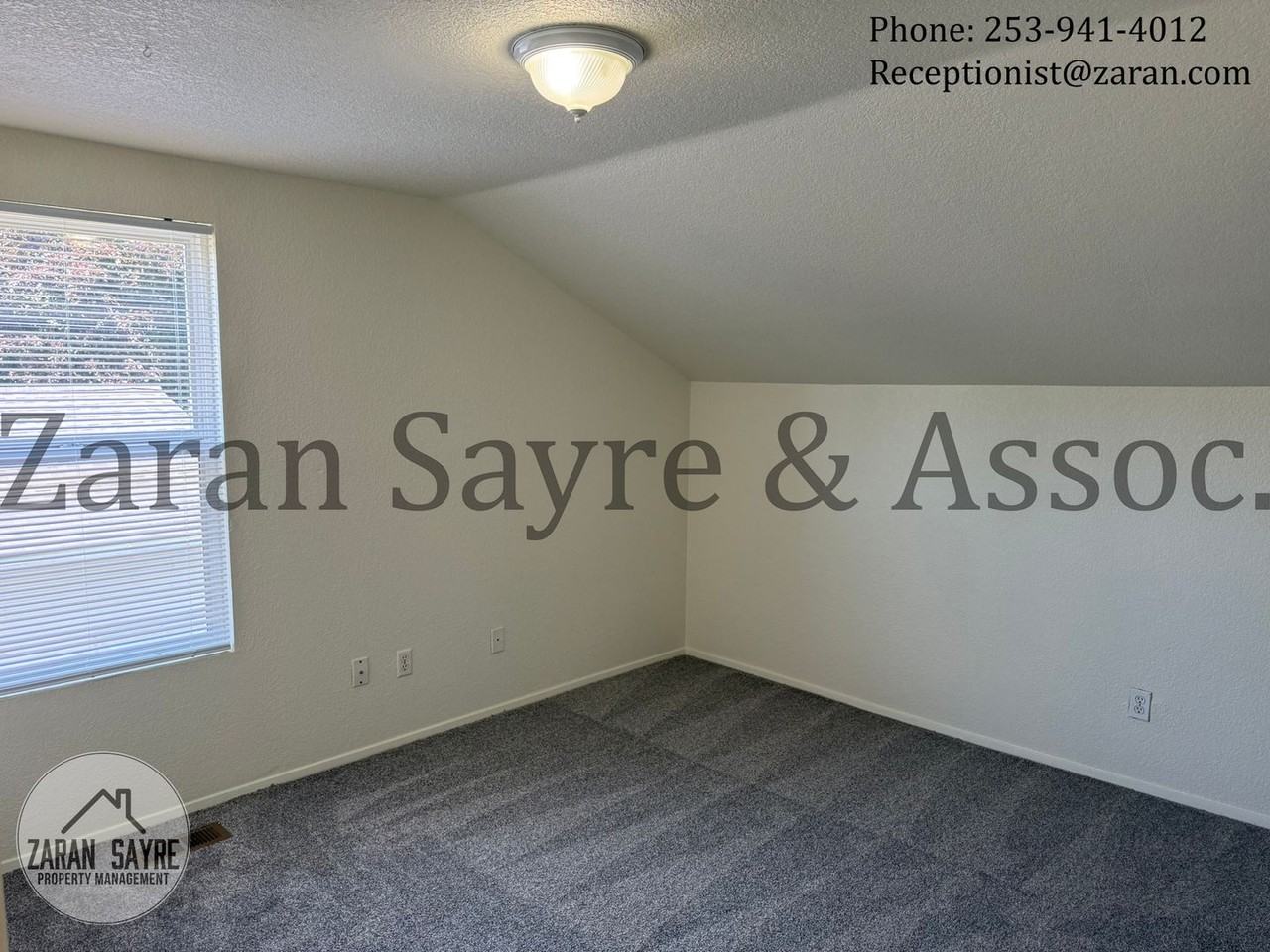 709 9th St Se - Photo 7 of 24
