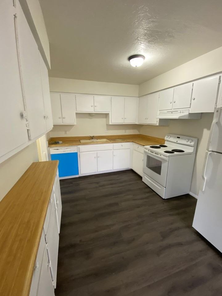 12912 Marva Pl Se - Photo 7 of 50