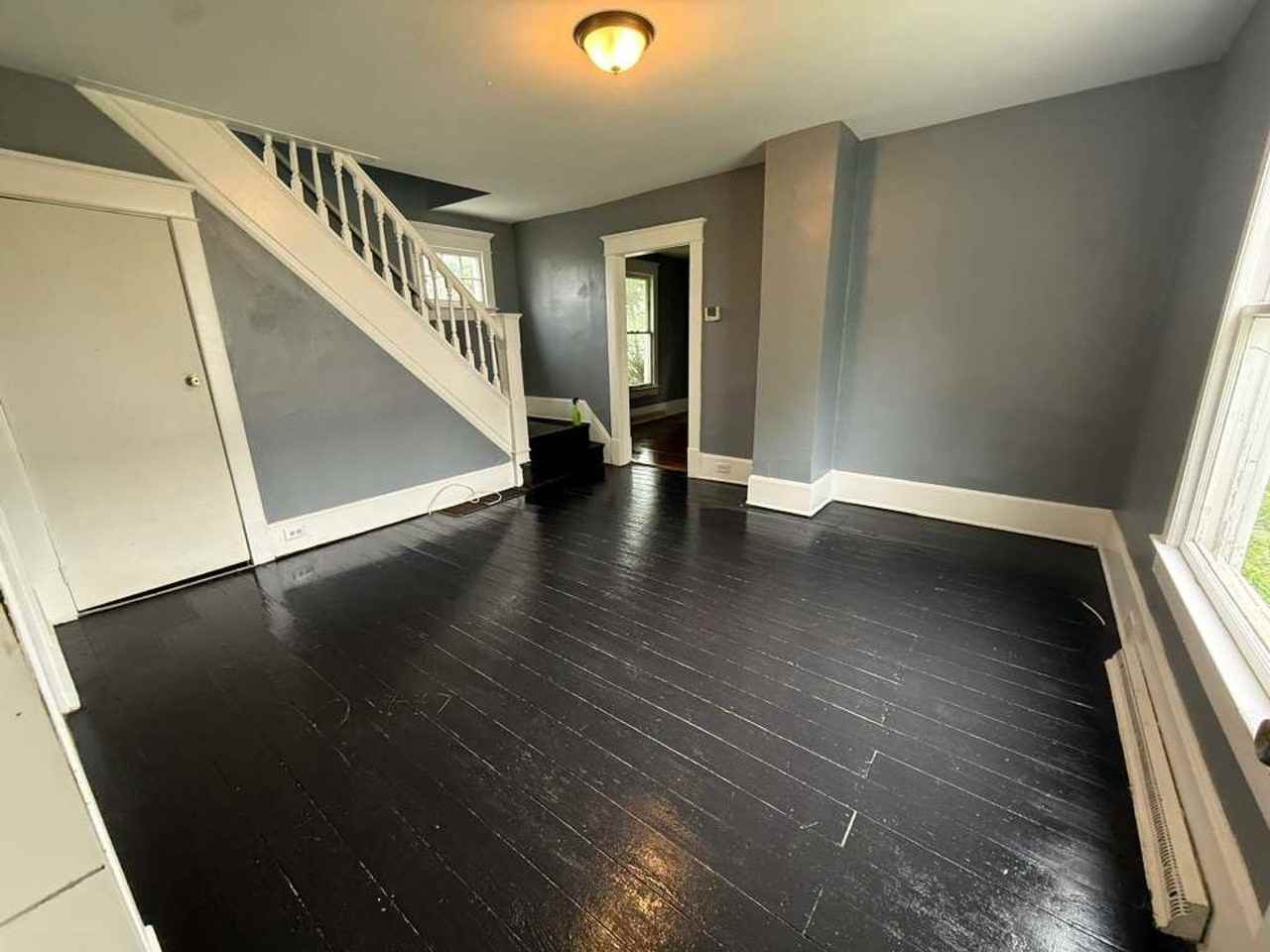 160 Hancock St - Photo 5 of 7