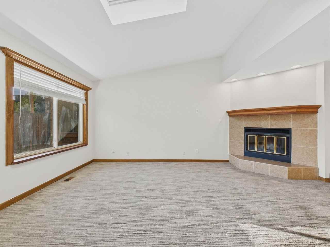 3544 S Ogden St - Photo 6 of 24