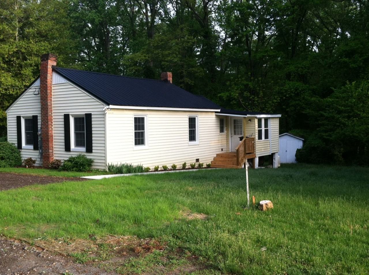 135 Irvington Springs Rd - Photo 2 of 10