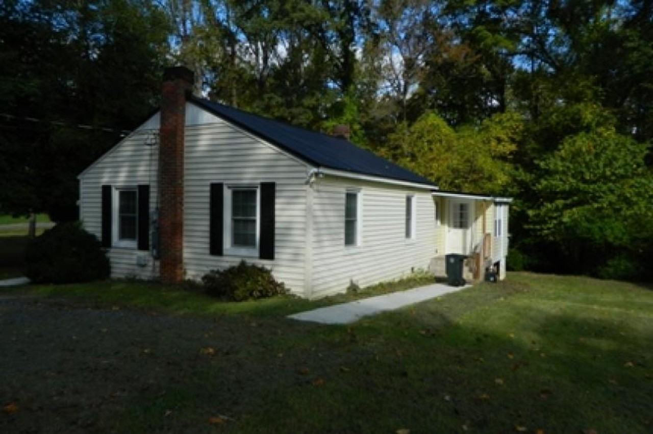 135 Irvington Springs Rd - Photo 3 of 10