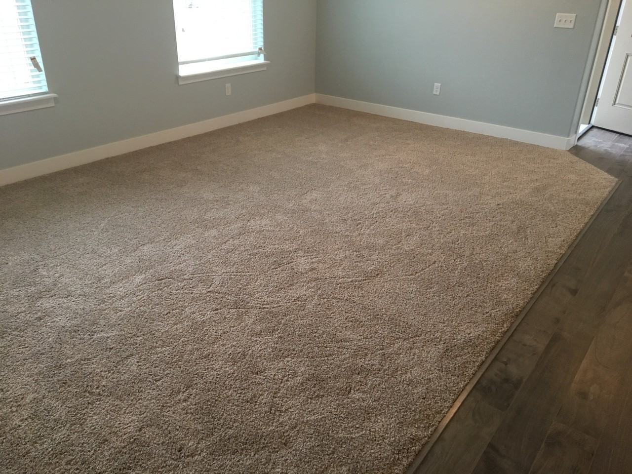 209 W Ridge Rd - Photo 6 of 9