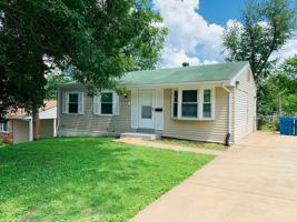 featured image of 5130 Ville Maria Ln
