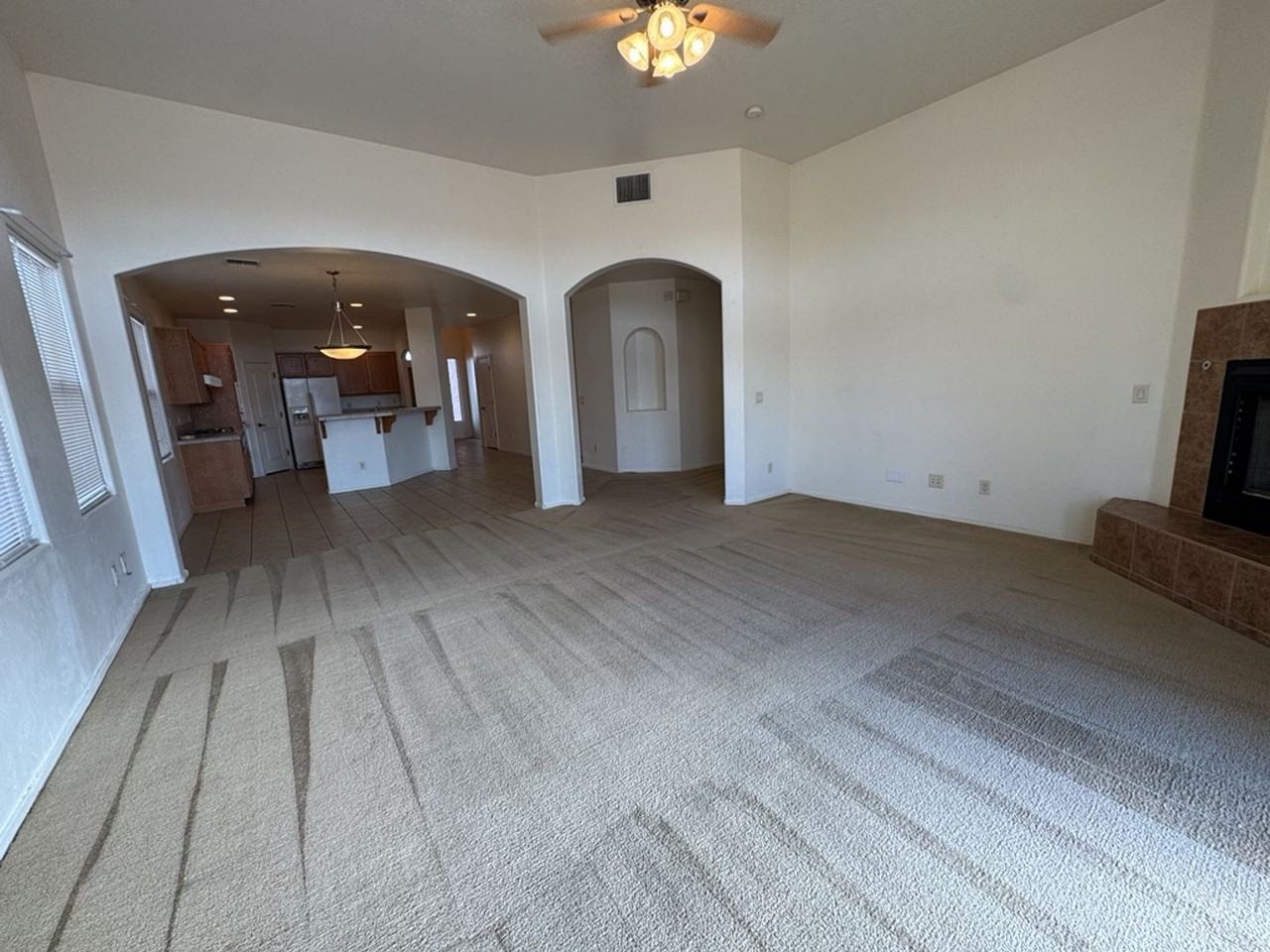 3603 Plaza De La Rosa - Photo 4 of 22