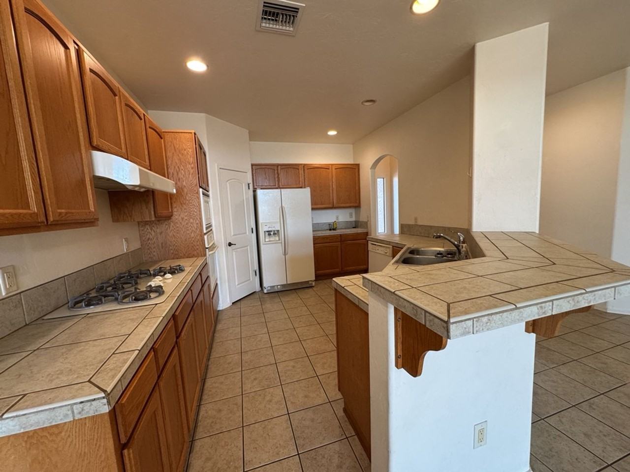 3603 Plaza De La Rosa - Photo 6 of 22
