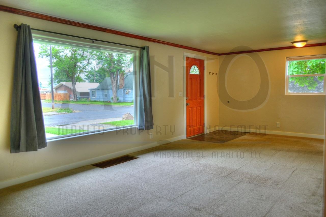 1654 E Decatur Ave - Photo 7 of 19