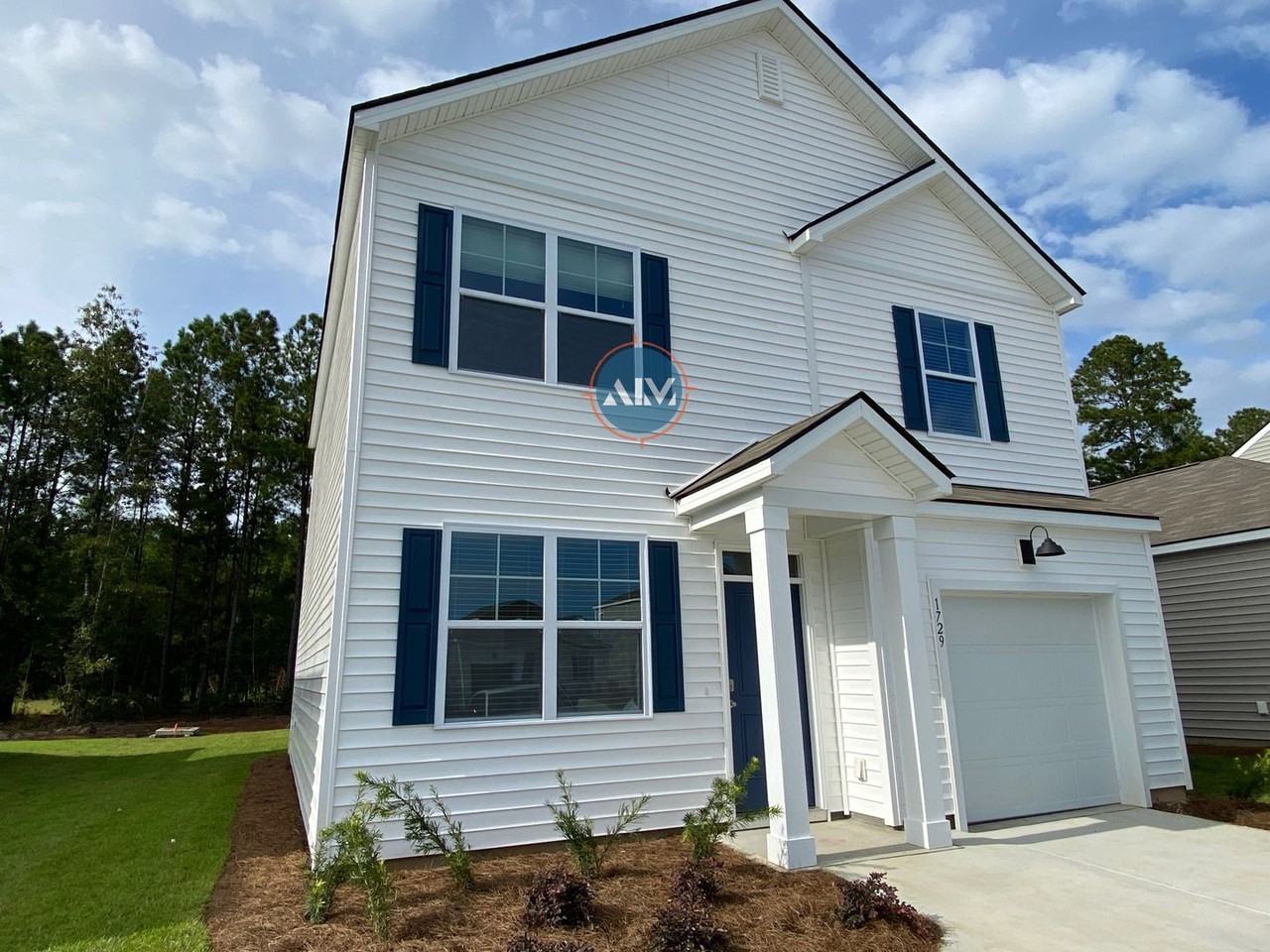 1729 Sanctum St - Photo 2 of 25