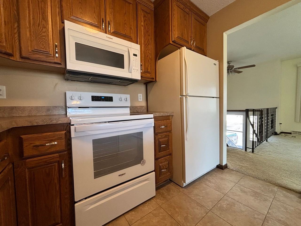 4285 Evergreen Dr - Photo 3 of 27