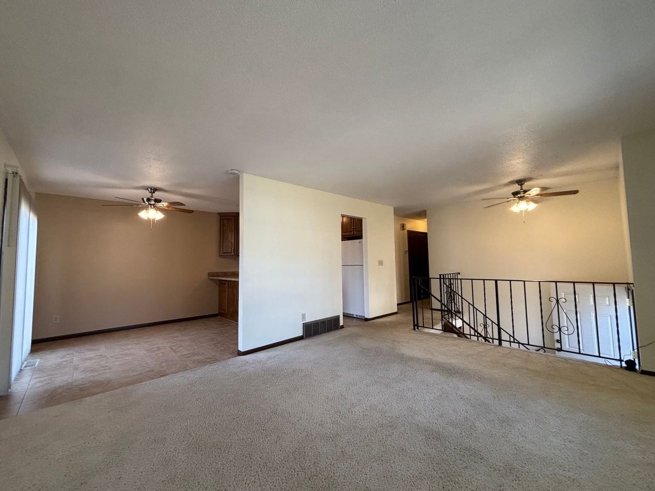 4285 Evergreen Dr - Photo 6 of 27