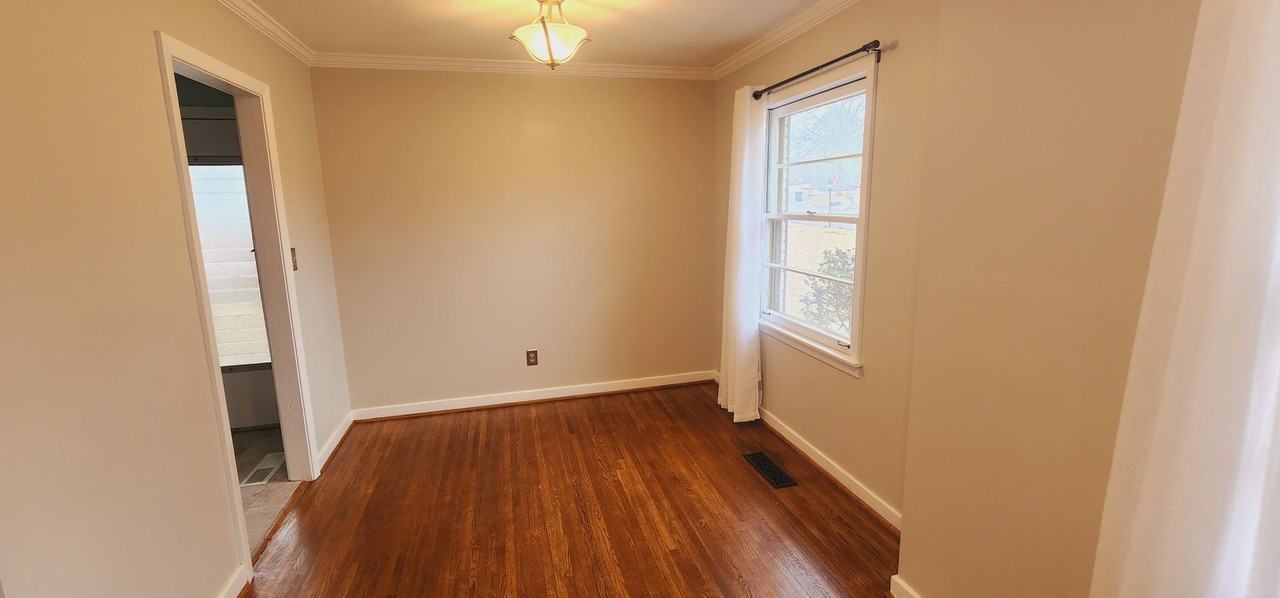 209 Knoll Crest Dr - Photo 4 of 29