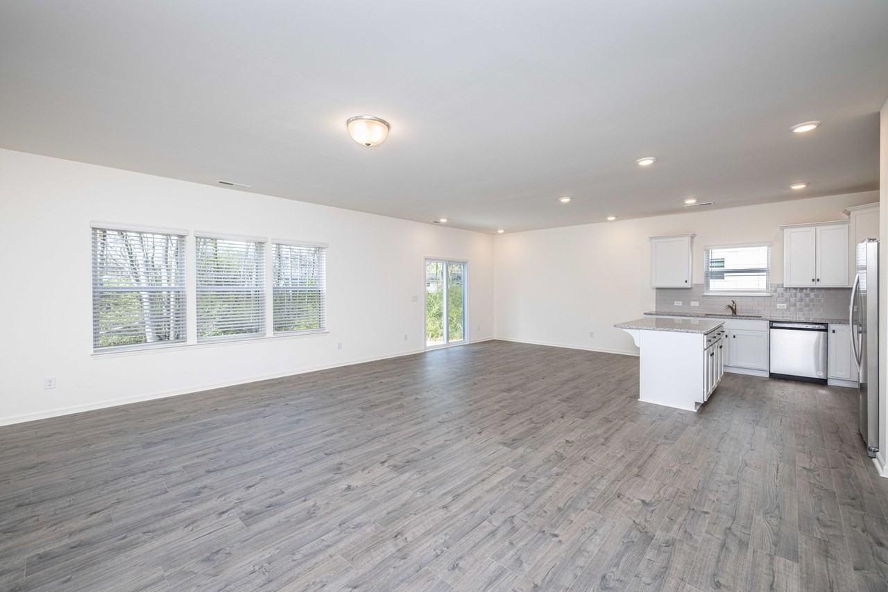 724 Scotch Meadows Loop - Photo 2 of 26