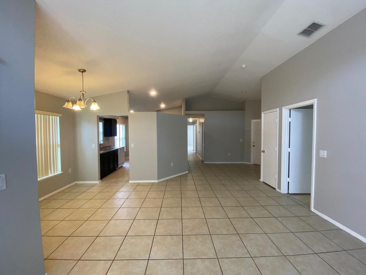 1440 Timberbend Cir - Photo 6 of 10