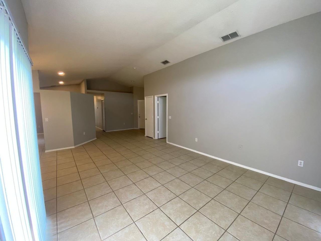1440 Timberbend Cir - Photo 7 of 10
