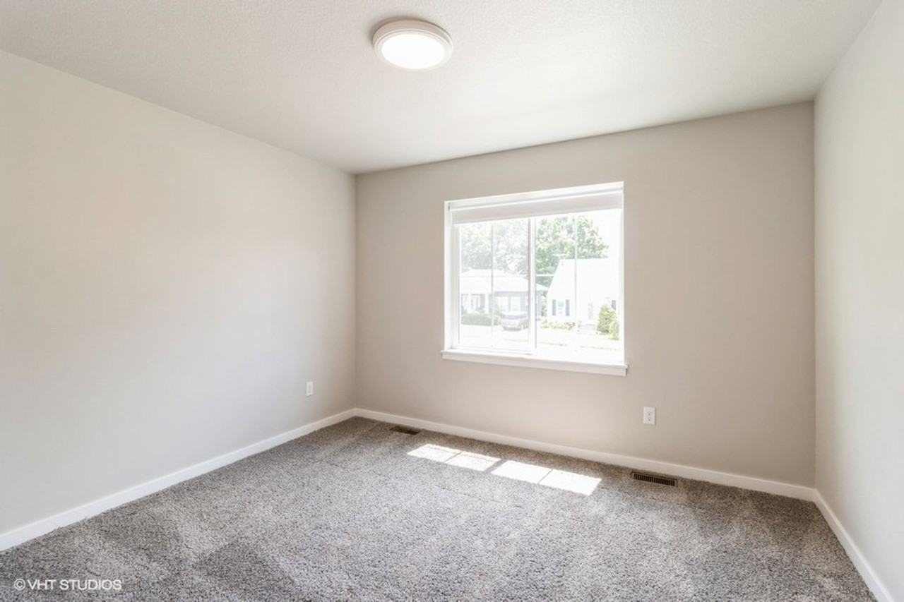 Welcome to Perry Duplexes! - Photo 3 of 16