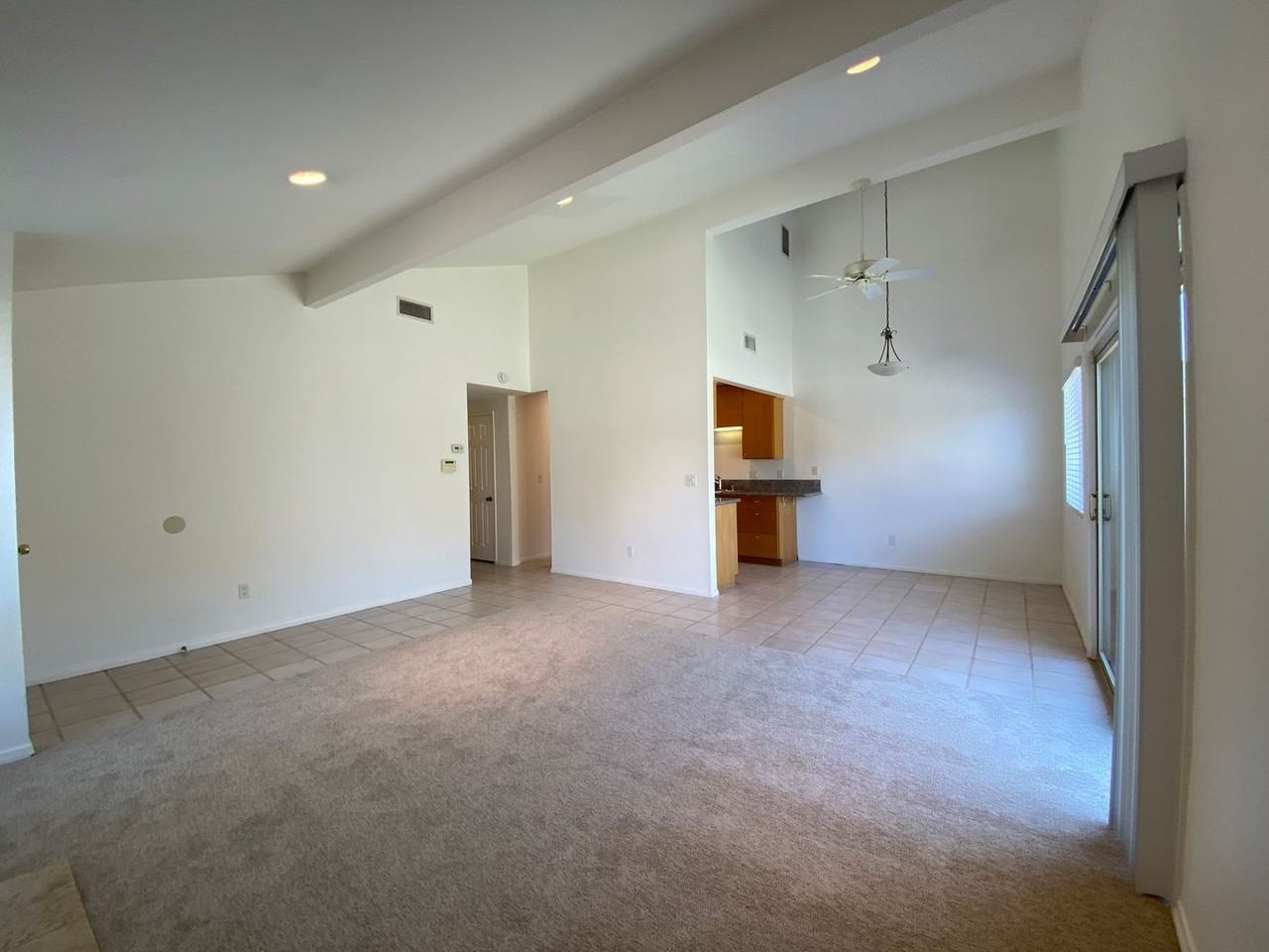 322 Fireside St - Photo 4 of 26