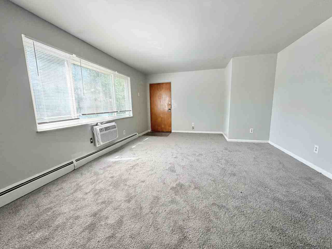 Clovernook Chateau Apartments - Photo 2 of 12