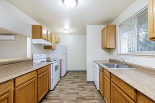 25 Unit Apartment Complex | Mini - Photo 1 of 1