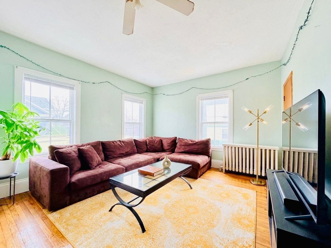 5 Foster St - Photo 7 of 9