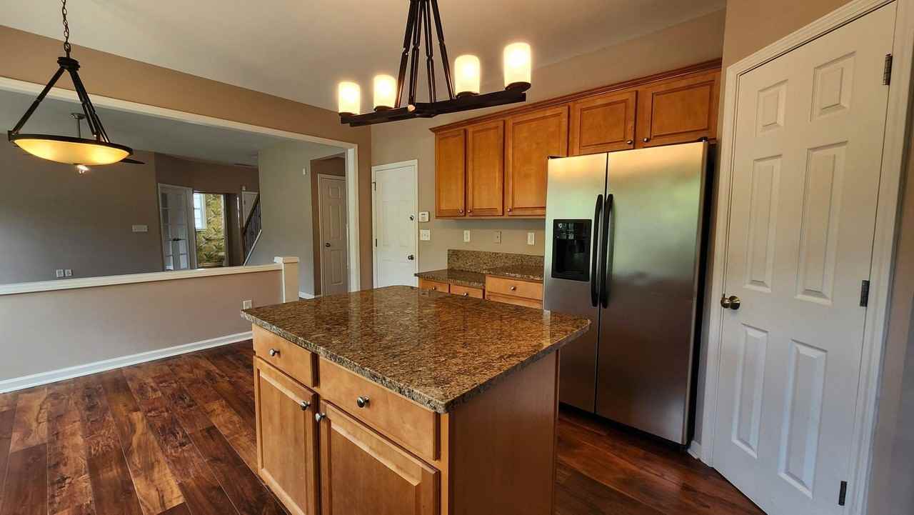 212 Revillion Way - Photo 2 of 23