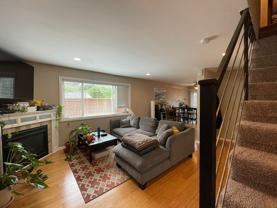 4830 Se Stark St - Photo 1 of 1