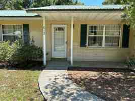 featured image of 612 Nw 9th Ct