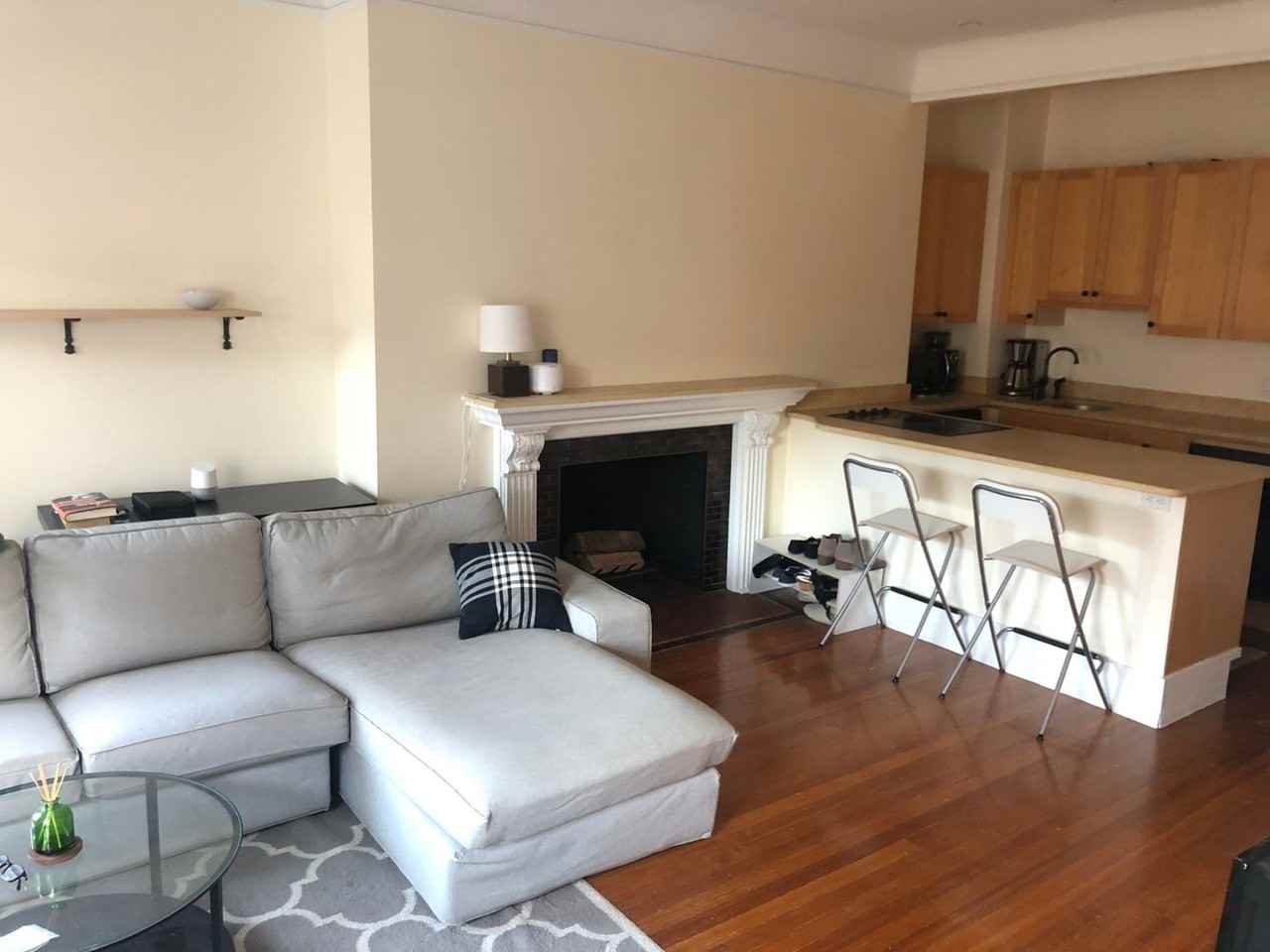 591 Beacon St - Photo 4 of 11