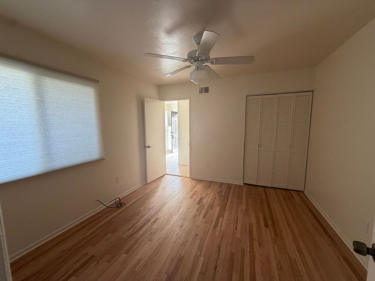 1365 W Jenner St - Photo 7 of 10