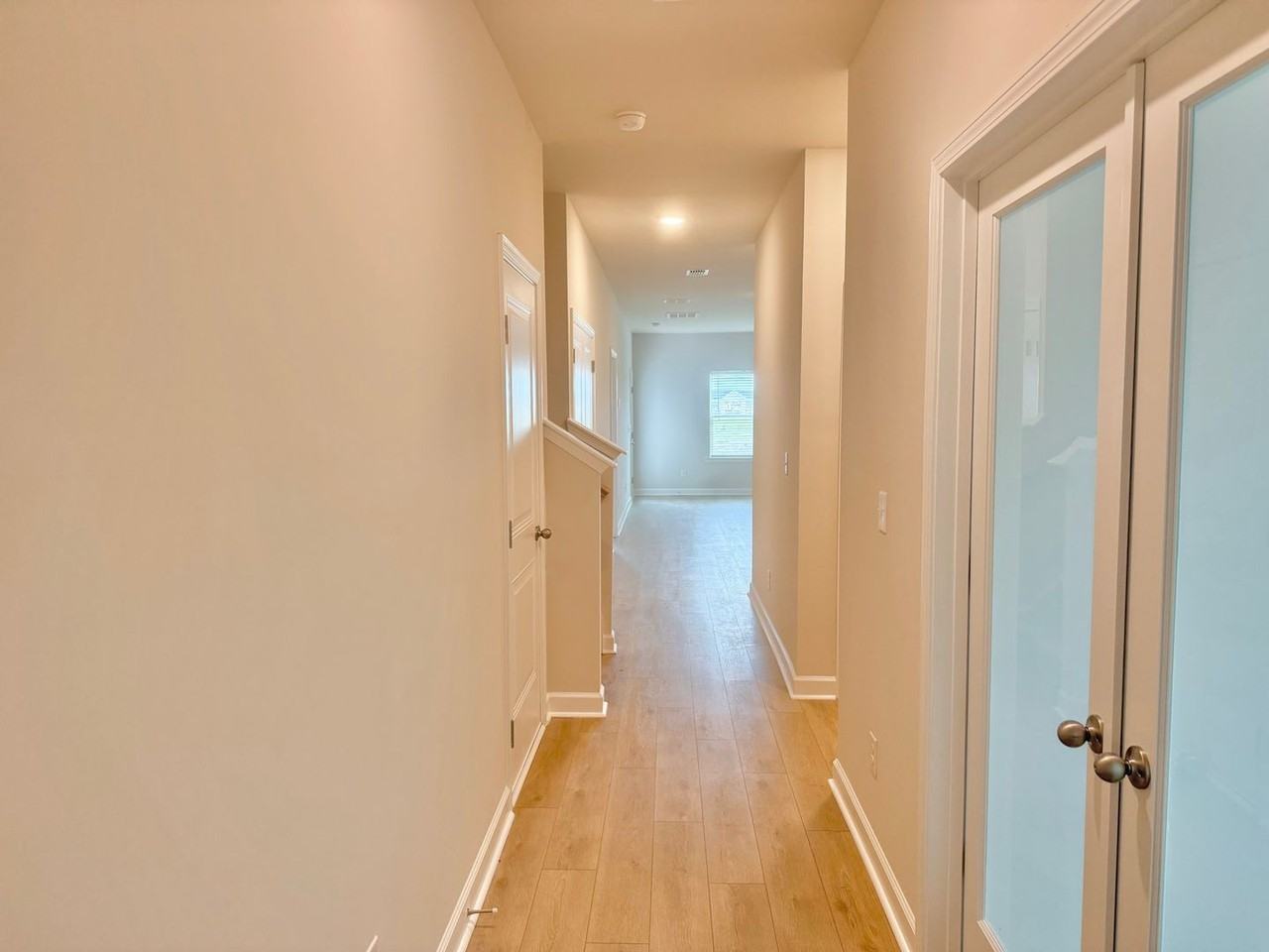 738 Ebb Tide Rd - Photo 2 of 21